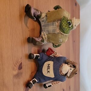 Elmer Moo And Wyatt Burp Russ Berrie Shelf Sitters